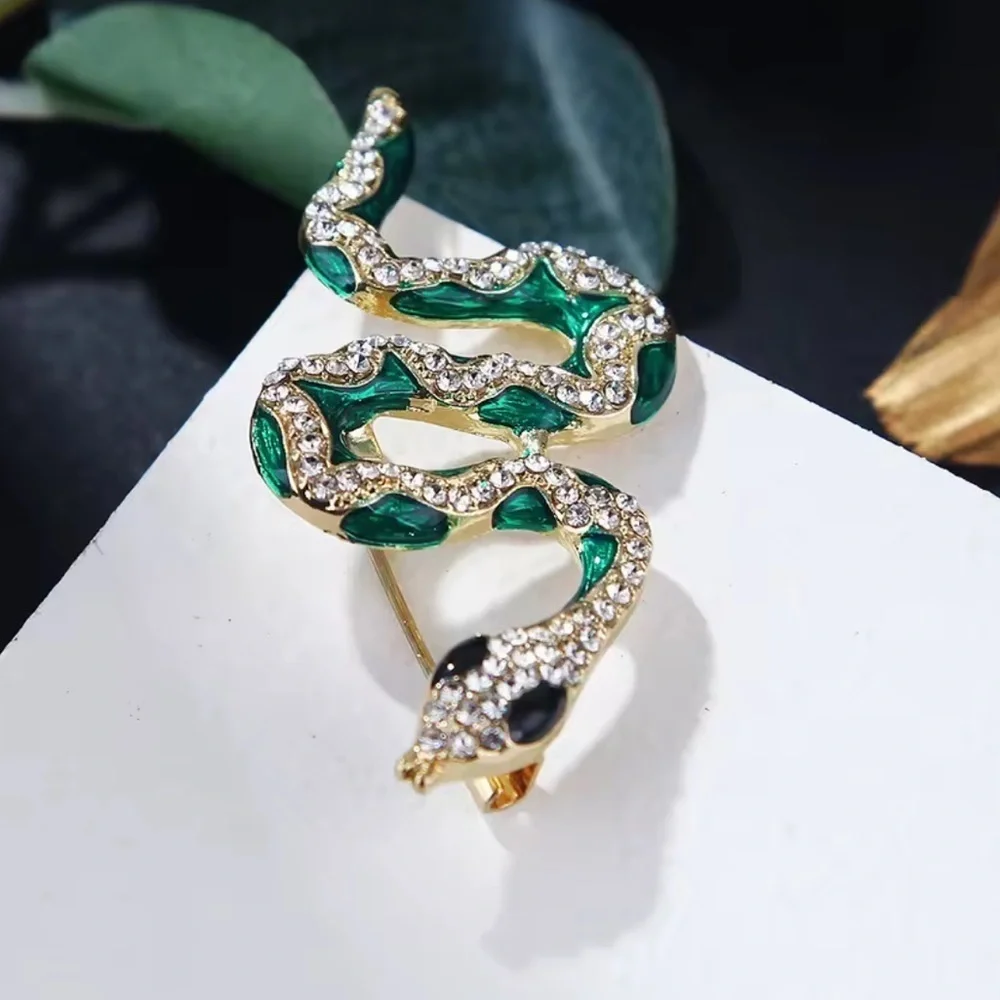 Serpenti Emerald Snake Gold Brooch